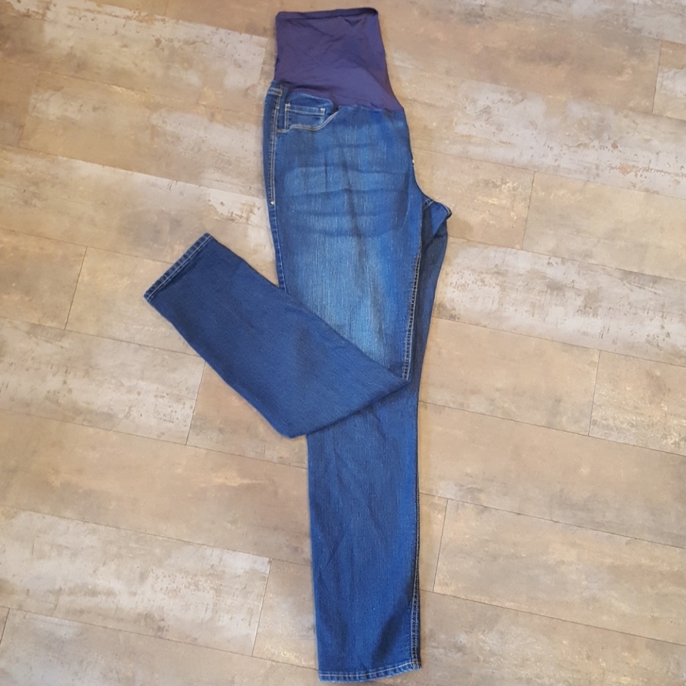 Maternity jeans tall